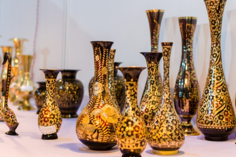 Brass and other metal handicrafts items